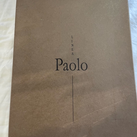 Paolo Linea. Sneaker bootie.  Grey. Size 9 1/2. - Picture 5 of 5